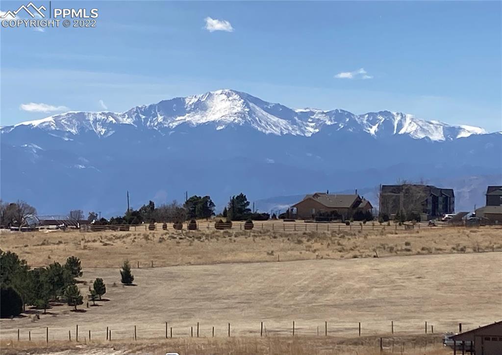 6750 Rancheros Ln., Colorado Springs, CO 80923