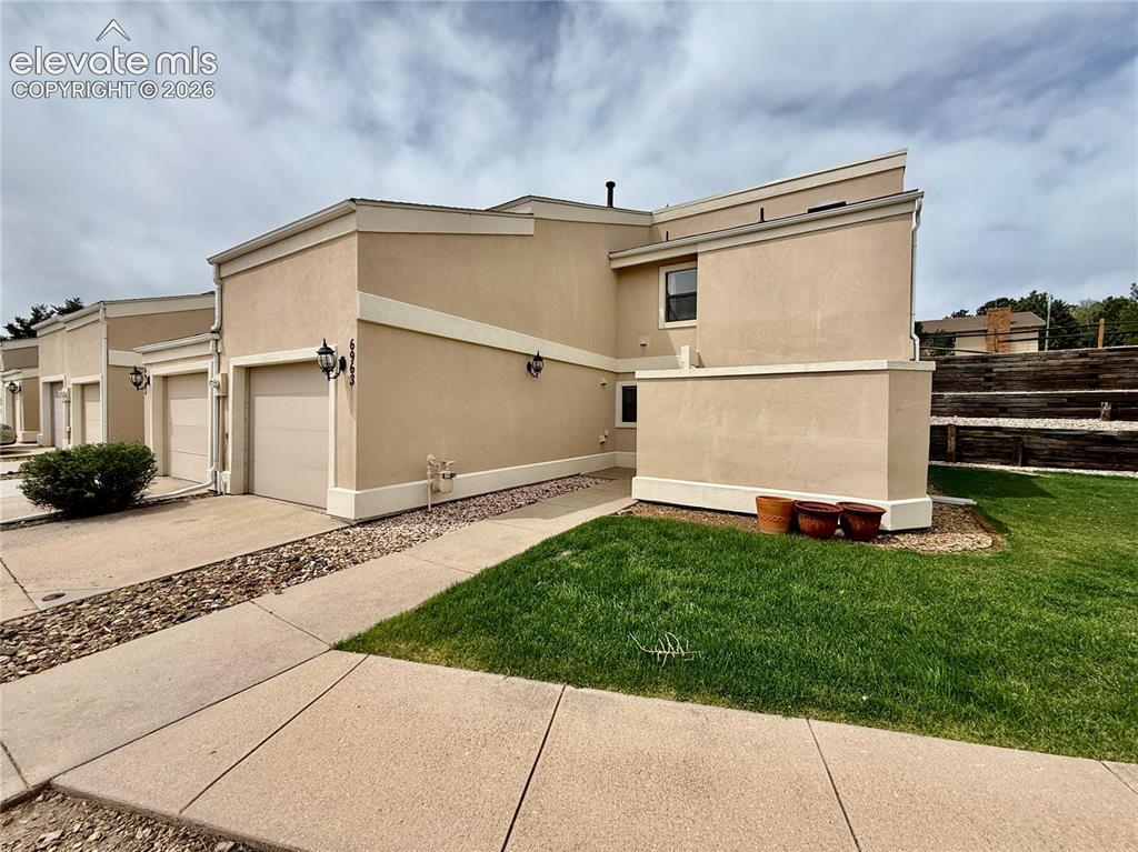 6963 Gayle Lyn Ln., Colorado Springs, CO 80919