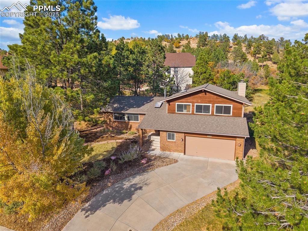 818 Allegheny Dr., Colorado Springs, CO 80919
