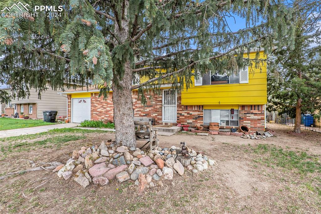 1333 Commanchero Dr., Colorado Springs, CO 80915
