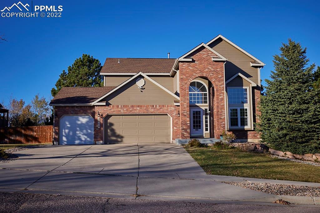 2615 Amberwood Ln., Colorado Springs, CO 80920