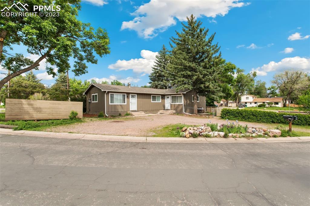 209 Echo Ln., Colorado Springs, CO 80904