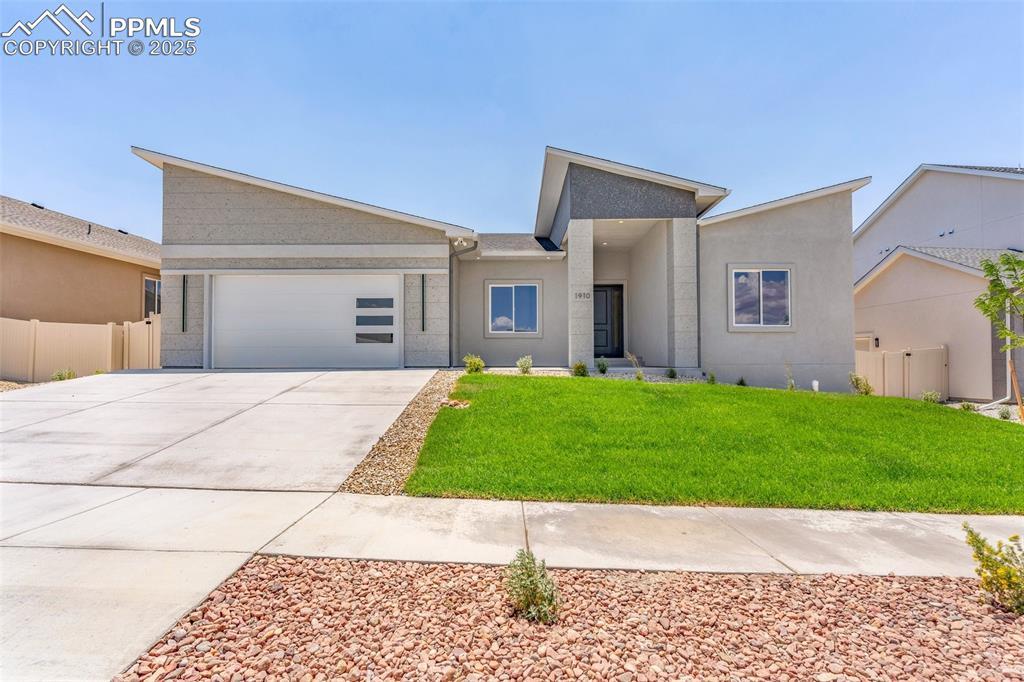 1910 Cuchara Dr., Pueblo, CO 81001