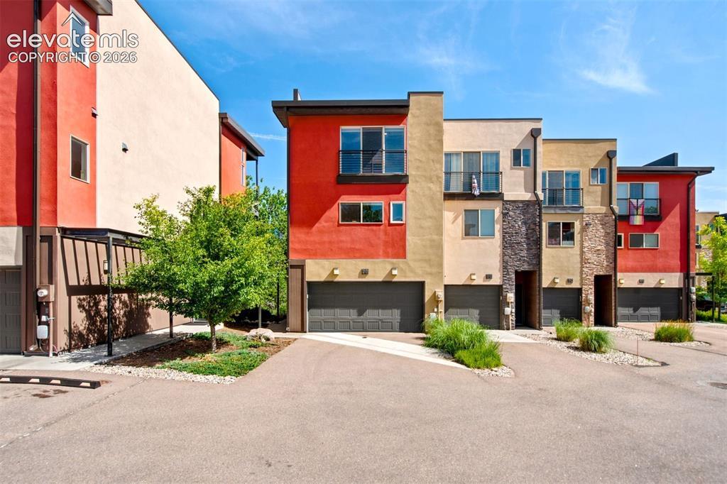 58 Cheyenne Blvd., Colorado Springs, CO 80905