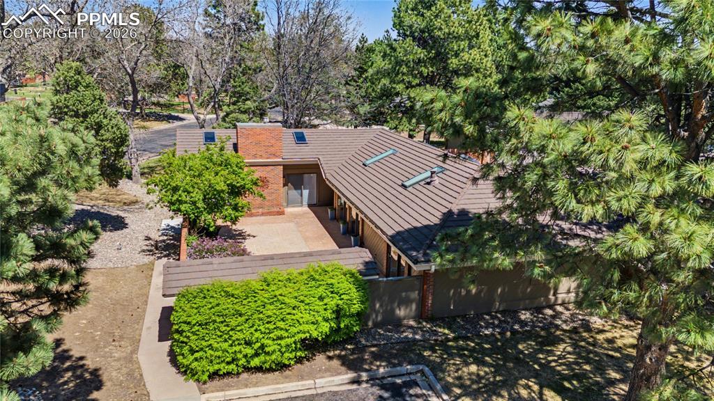2725 Fox Grove Ct., Colorado Springs, CO 80906