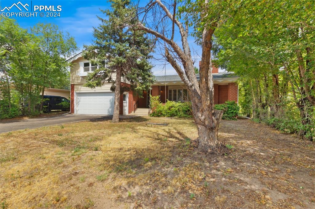 521 E Hills Rd., Colorado Springs, CO 80909