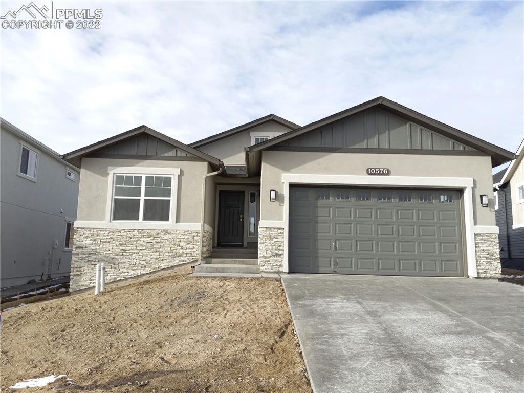 10576 Grand Lawn Cir., Colorado Springs, CO 80924