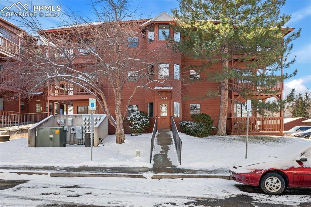 2430 Palmer Park Blvd. #D2/204, Colorado Springs, CO 80909