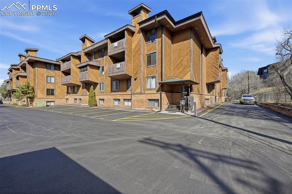 935 Saturn Dr. #229, Colorado Springs, CO 80905