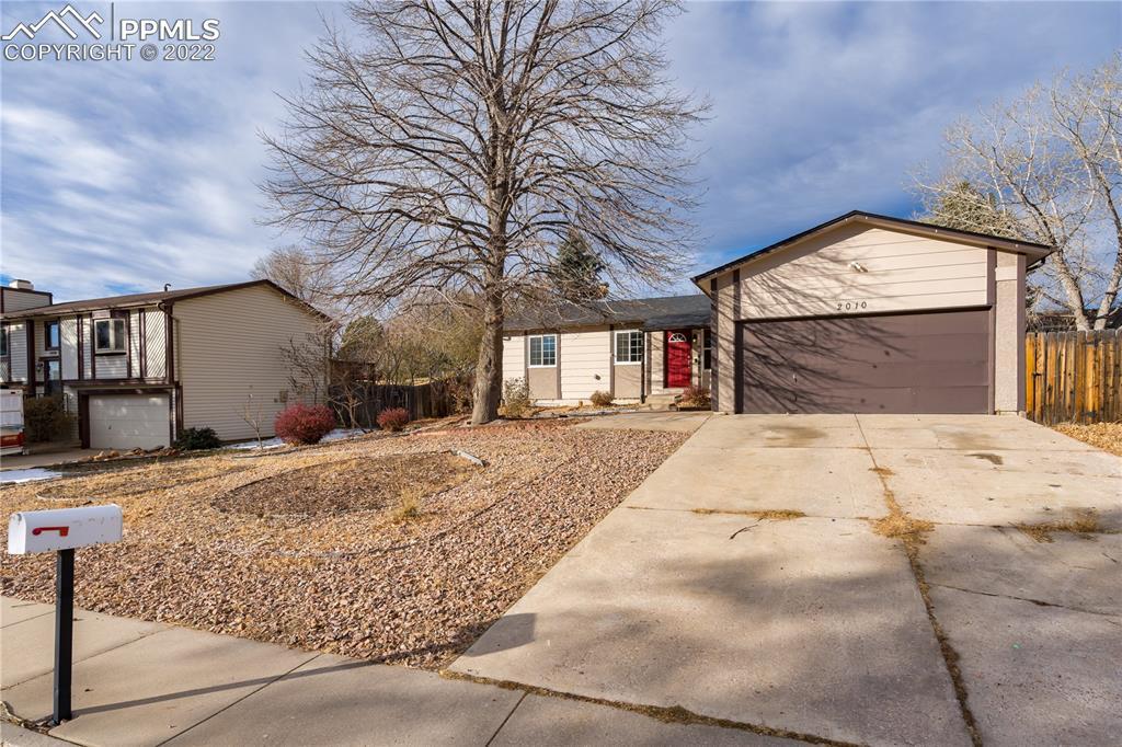 2010 Heathercrest Dr., Colorado Springs, CO 80915