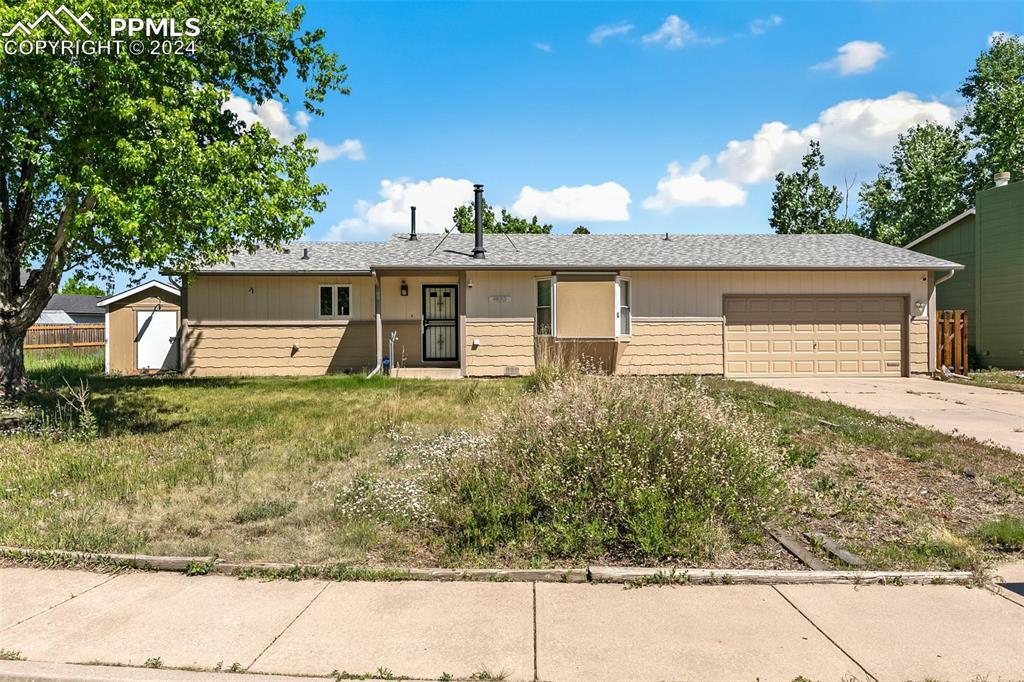 1920 Heathercrest Dr., Colorado Springs, CO 80915