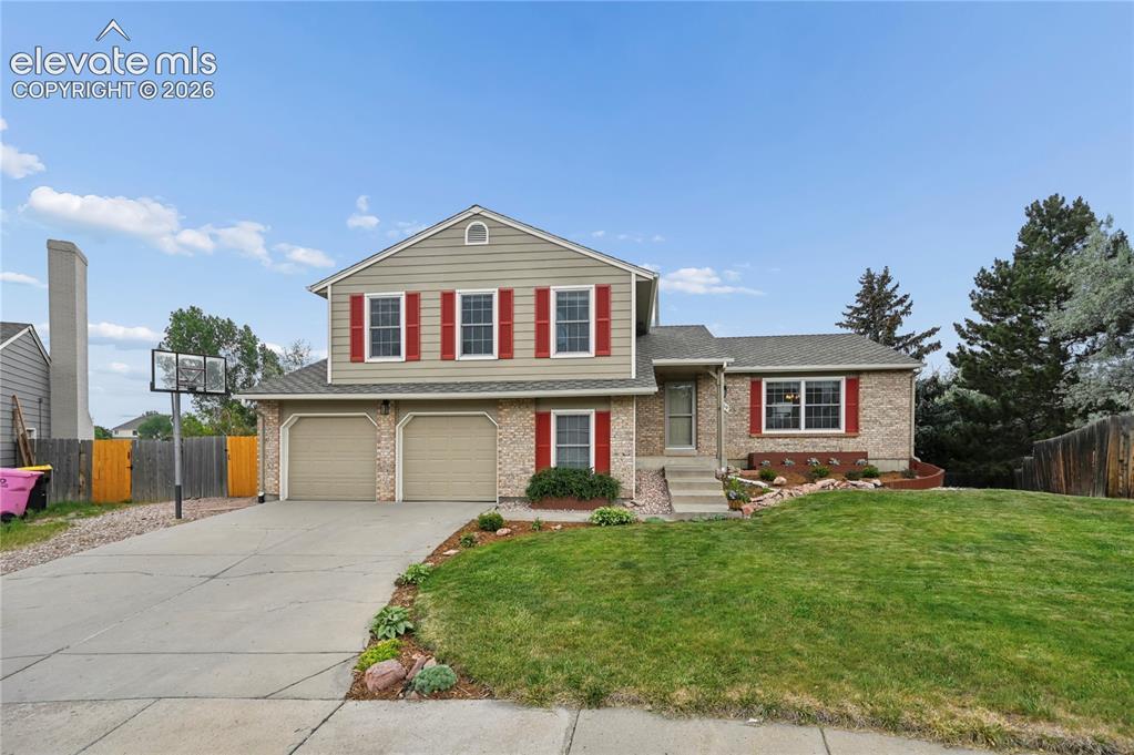 739 Tamarron Dr., Colorado Springs, CO 80919