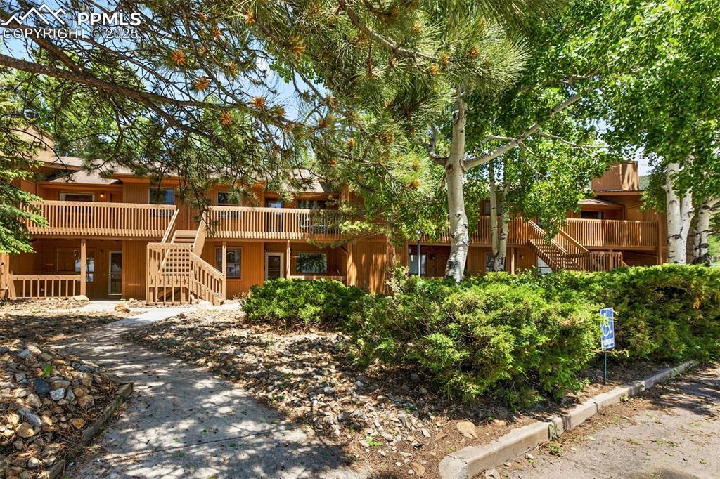 401 Forest Edge Rd. #B2, Woodland Park, CO 80863