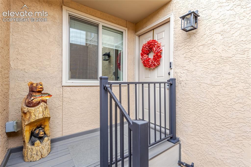 372 Mission Hill Way, Colorado Springs, CO 80921
