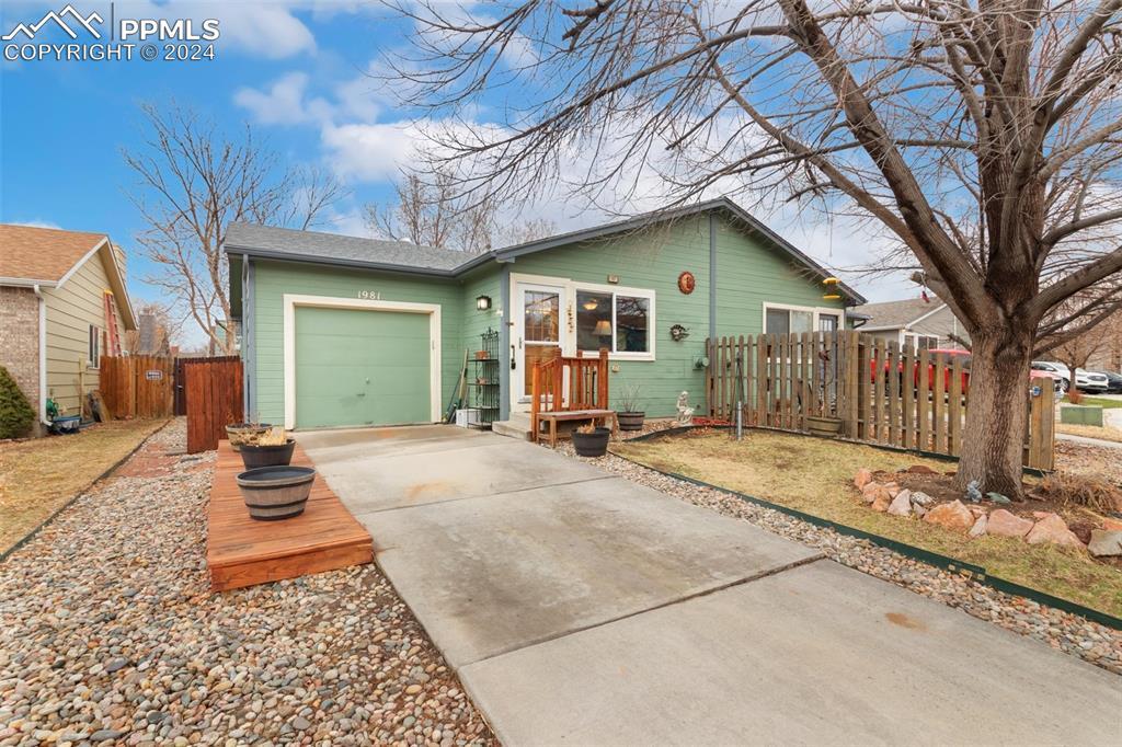 1981 Copper Creek Dr., Colorado Springs, CO 80910