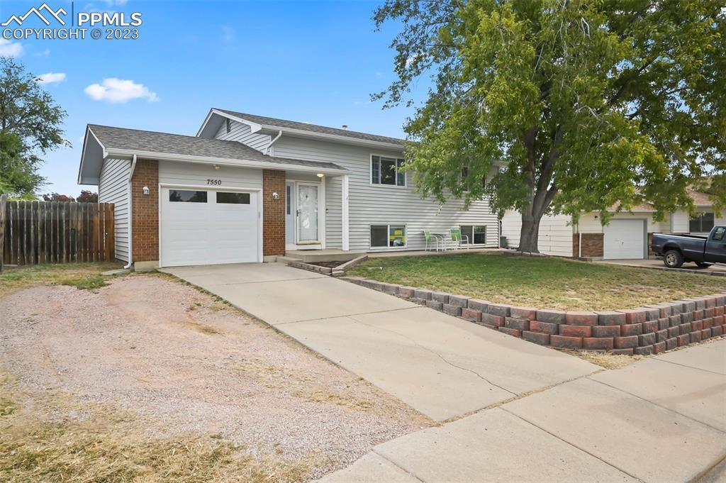 7550 Sunny View Ln., Colorado Springs, CO 80911