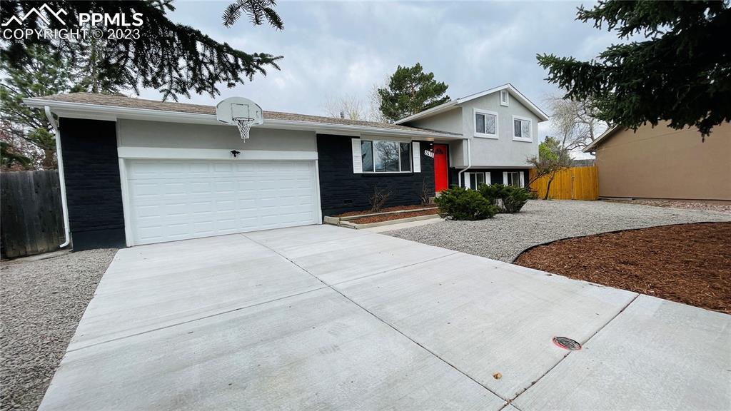 2475 Telemark Ct., Colorado Springs, CO 80918