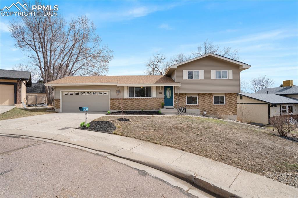 2625 Villa Loma Dr., Colorado Springs, CO 80917