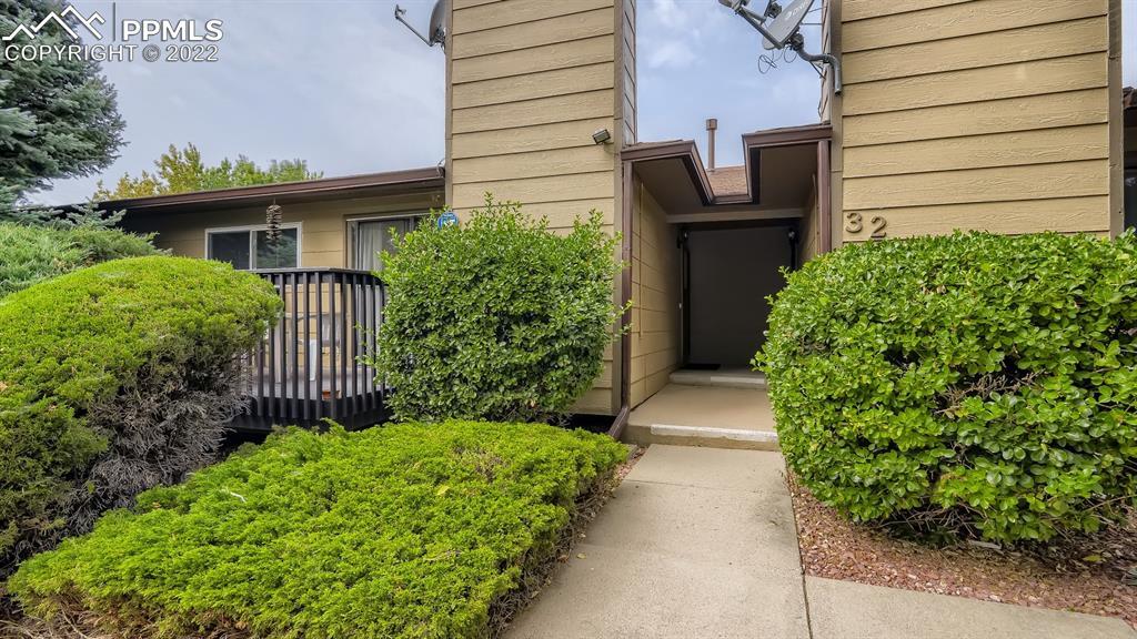 30 Stovel Cir., Colorado Springs, CO 80916