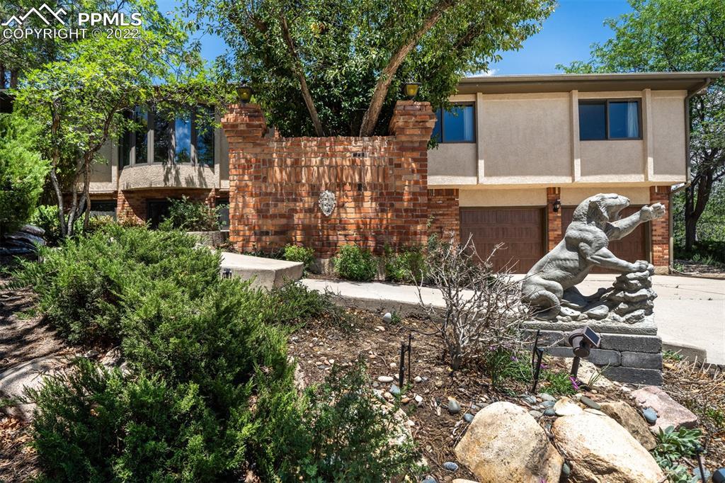 5615 Flintridge Dr., Colorado Springs, CO 80918