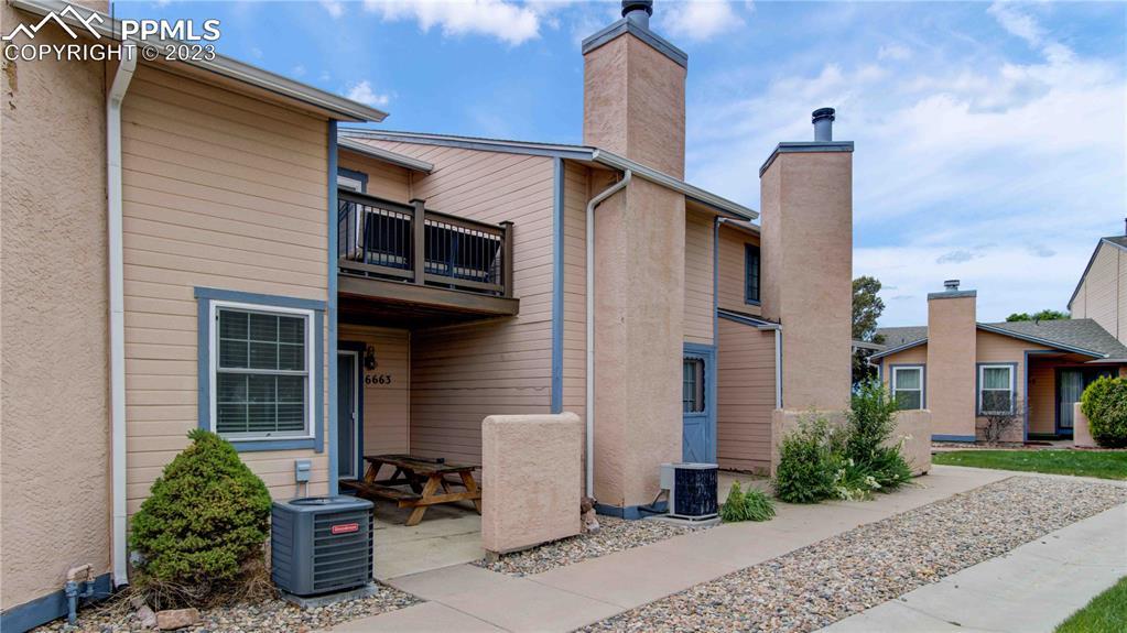 6663 Bobtail Dr., Colorado Springs, CO 80911