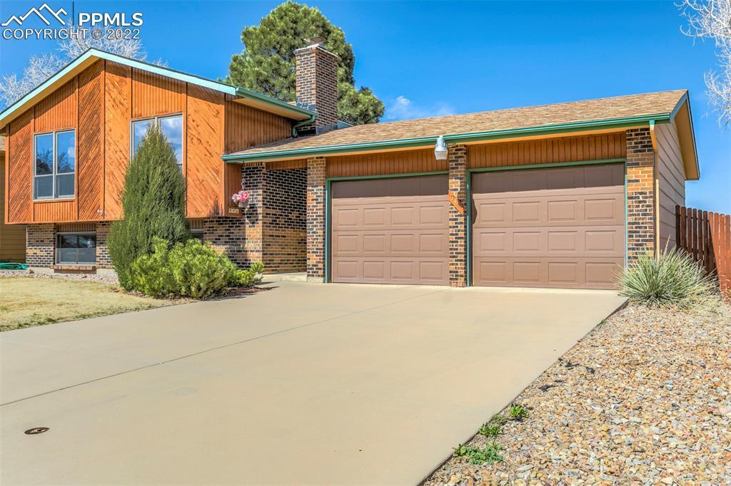 940 Vondelpark Dr., Colorado Springs, CO 80907