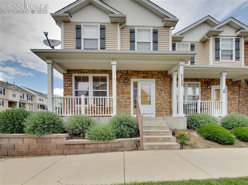 2175 Squawbush Ridge Grove, Colorado Springs, CO 80910