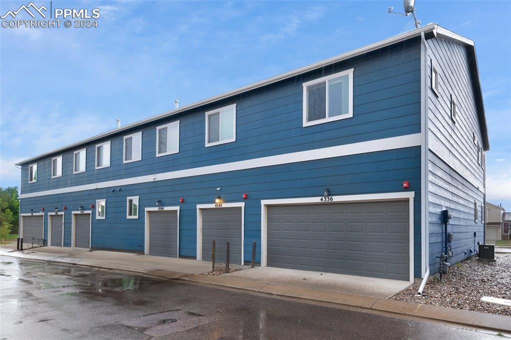 4336 River Line Grove, Colorado Springs, CO 80911