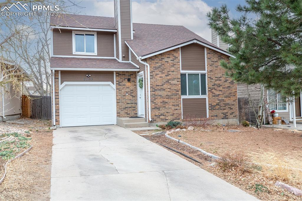 2255 Calistoga Dr., Colorado Springs, CO 80915
