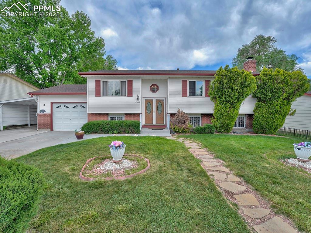 1555 Luna Vista St., Colorado Springs, CO 80911