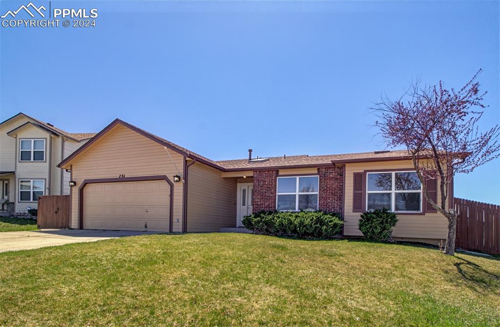 731 Foxwood Dr., Colorado Springs, CO 80911