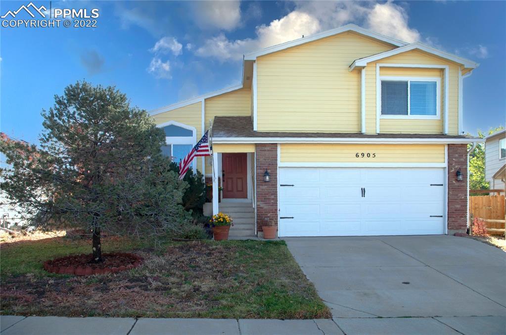 6905 Grand Prairie Dr., Colorado Springs, CO 80923