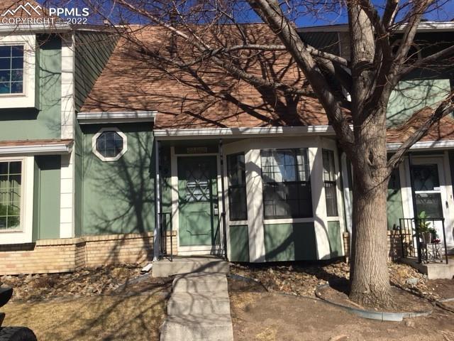 911 London Green Way, Colorado Springs, CO 80906