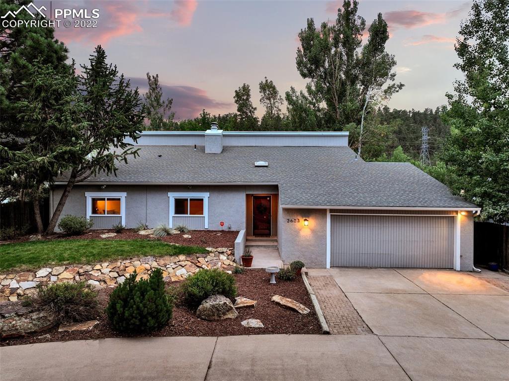 2623 Flintridge Dr., Colorado Springs, CO 80918