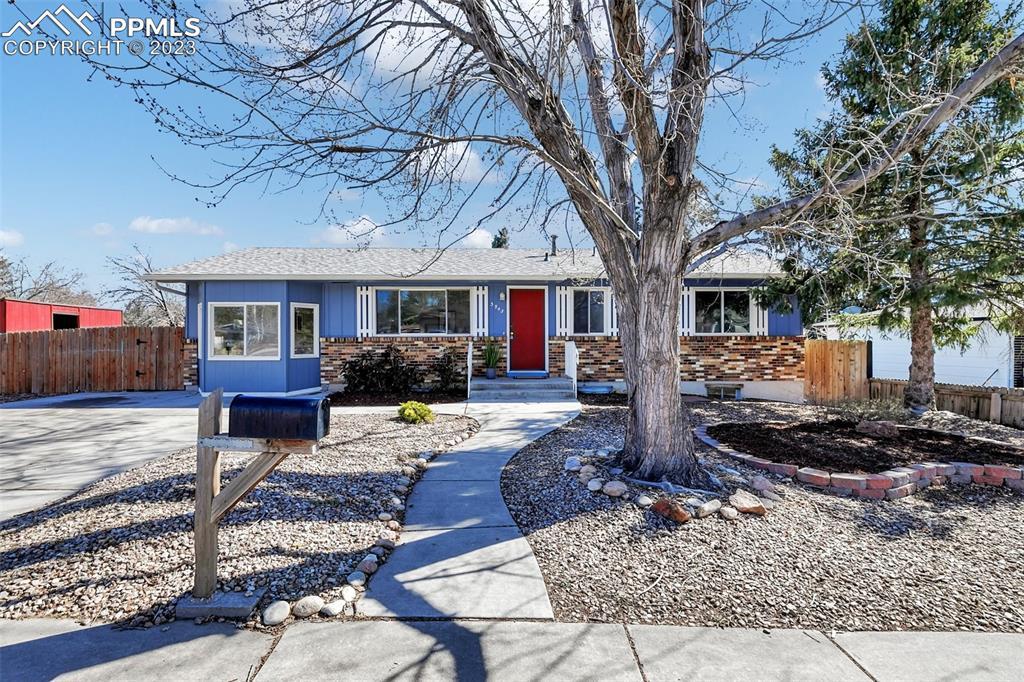 3943 Pearl Dr., Colorado Springs, CO 80918