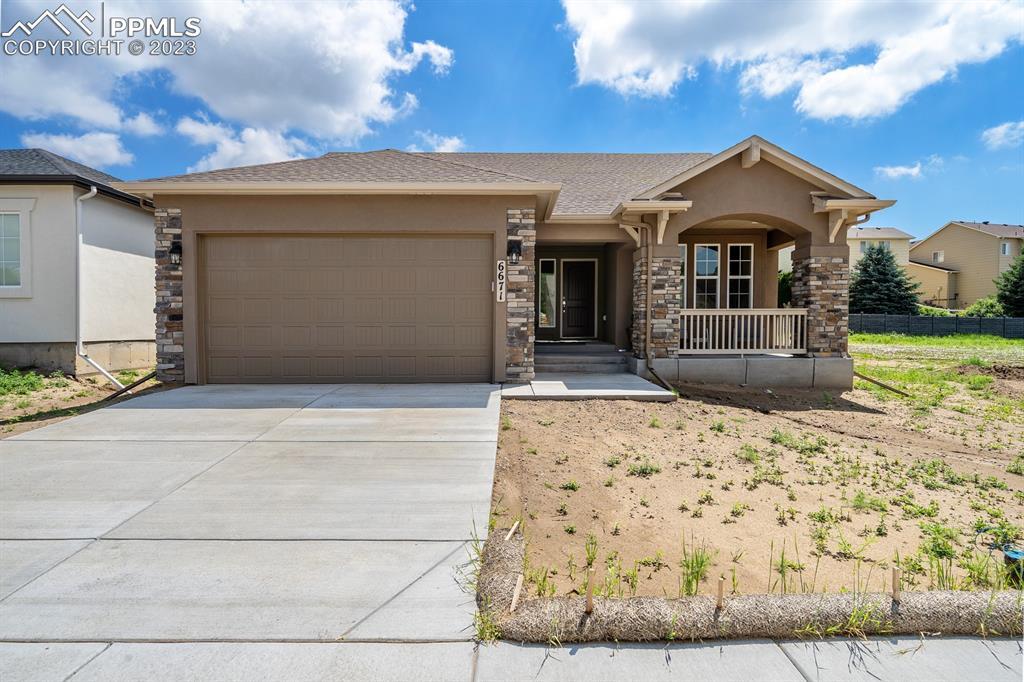 6671 Vistancia Ave., Colorado Springs, CO 80922