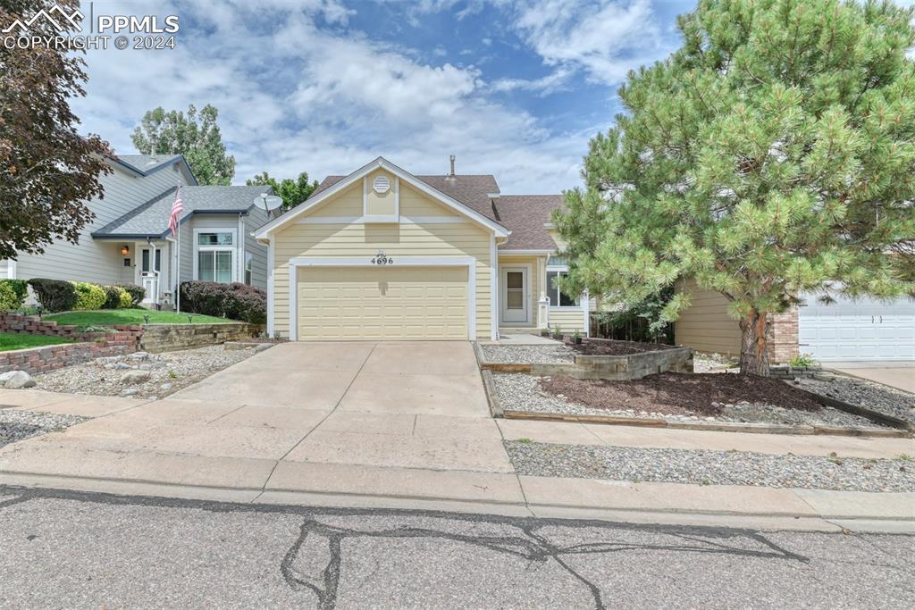 4696 Ardley Dr., Colorado Springs, CO 80922