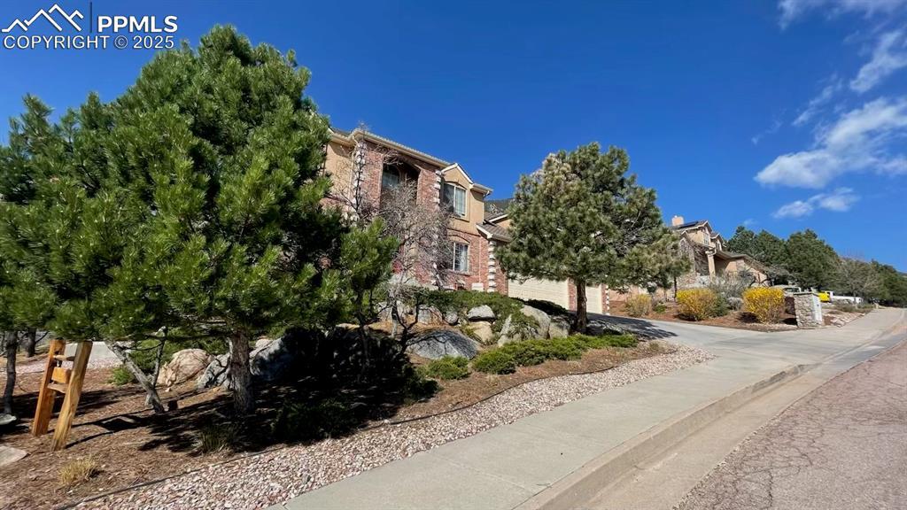 525 Paisley Dr., Colorado Springs, CO 80906