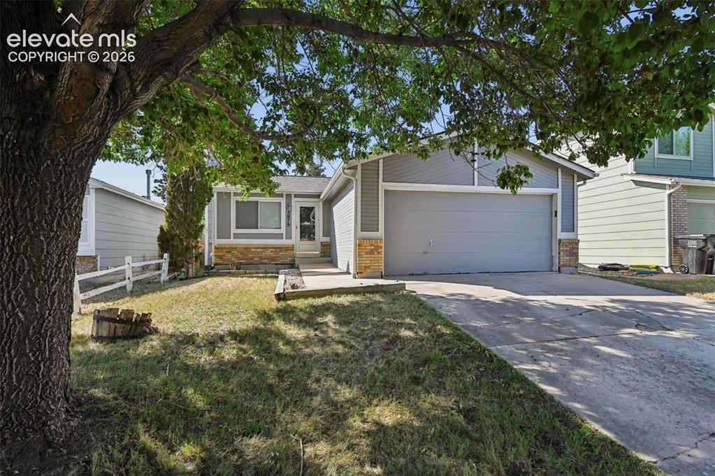 5079 Stillwater Dr., Colorado Springs, CO 80923