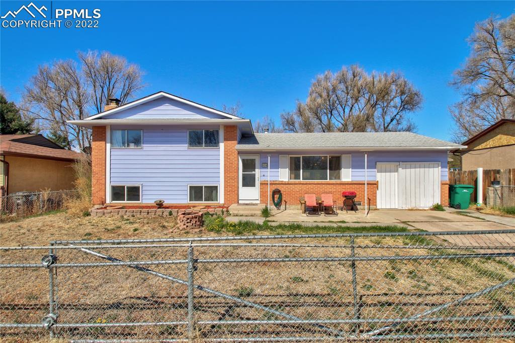 826 N Chelton Rd., Colorado Springs, CO 80909