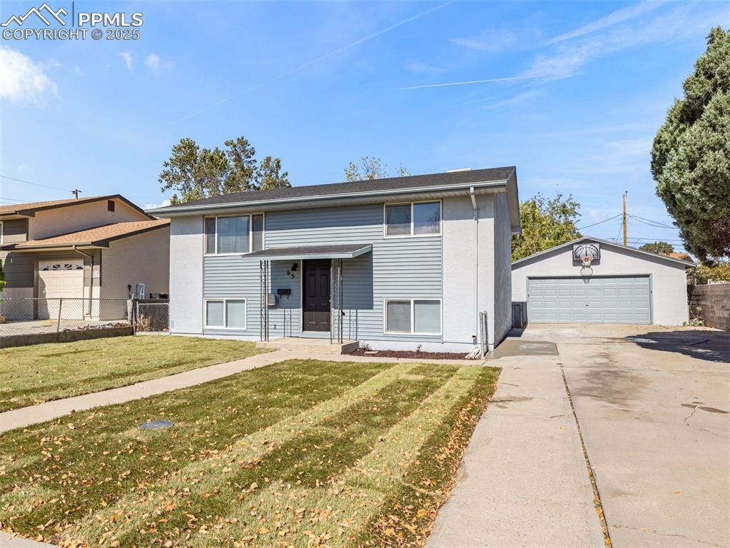 63 Dick Trefz St., Pueblo, CO 81001