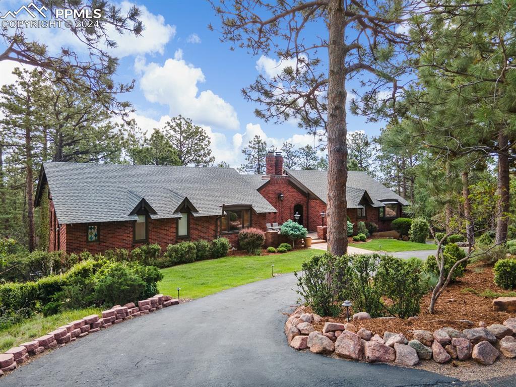 13 Pine Rd., Colorado Springs, CO 80906