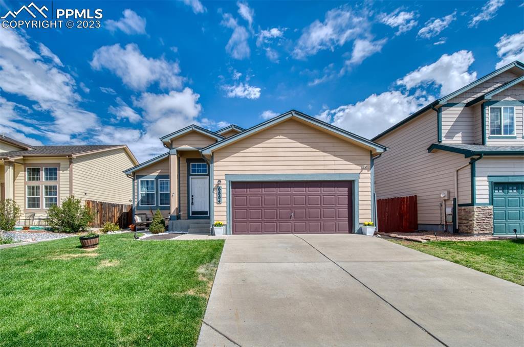 6884 Sierra Meadows Dr., Colorado Springs, CO 80908