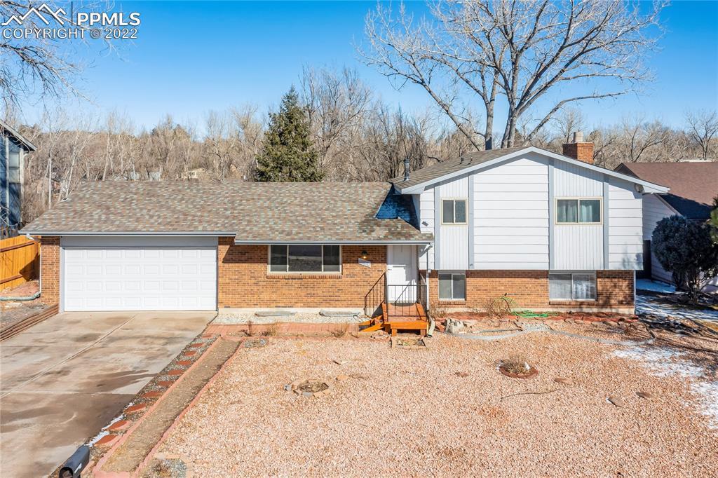 830 Vondelpark Dr., Colorado Springs, CO 80907
