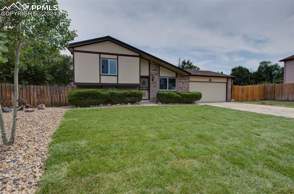 725 Nolte Ct., Colorado Springs, CO 80916