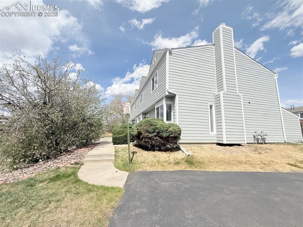 7612 Lexington Manor Dr., Colorado Springs, CO 80920