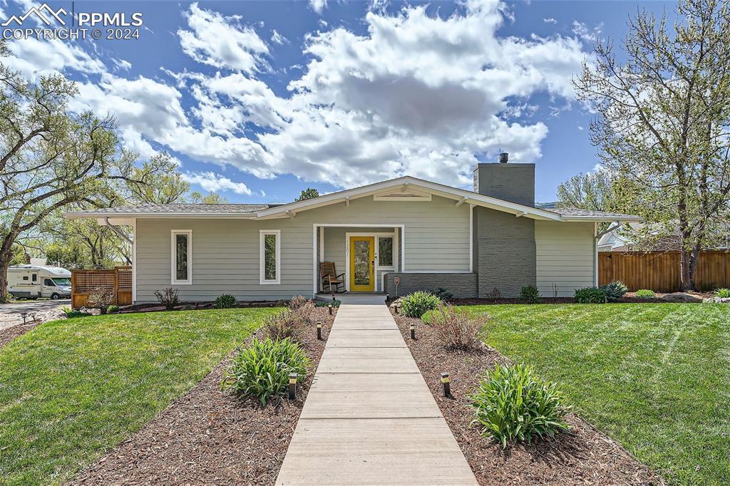 1201 La Paloma Way, Colorado Springs, CO 80905