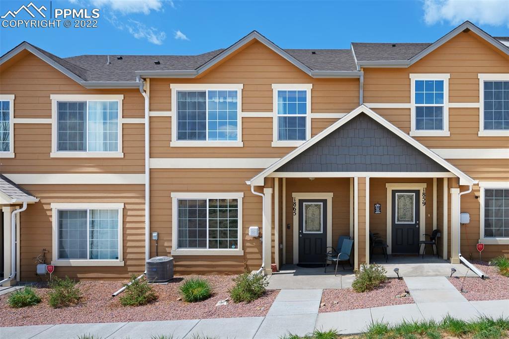 1865 Final View Alley, Colorado Springs, CO 80910