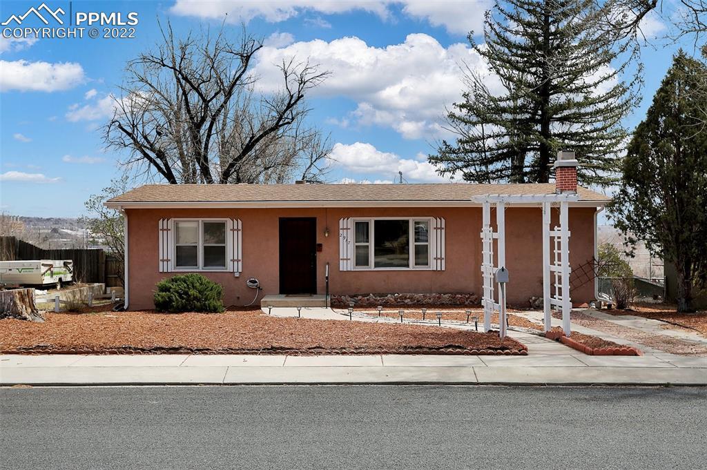 2917 Parker St., Colorado Springs, CO 80907