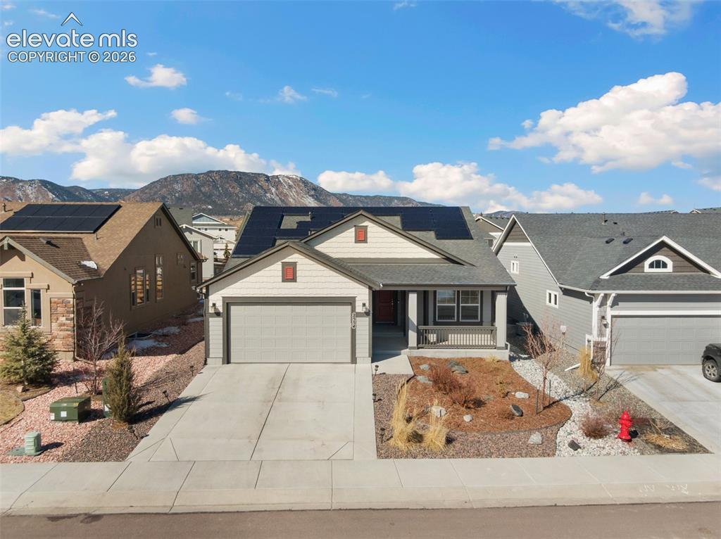 2554 Lakes Edge Dr., Monument, CO 80132
